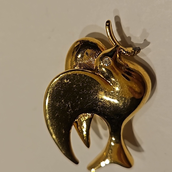 Weigeroff "W" Goldtone Pease Dove Brooch - Picture 2 of 6